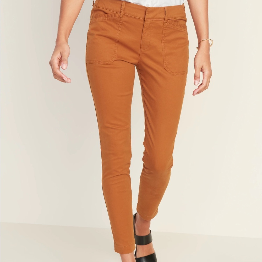 Old Navy Pixie Chinos Pants